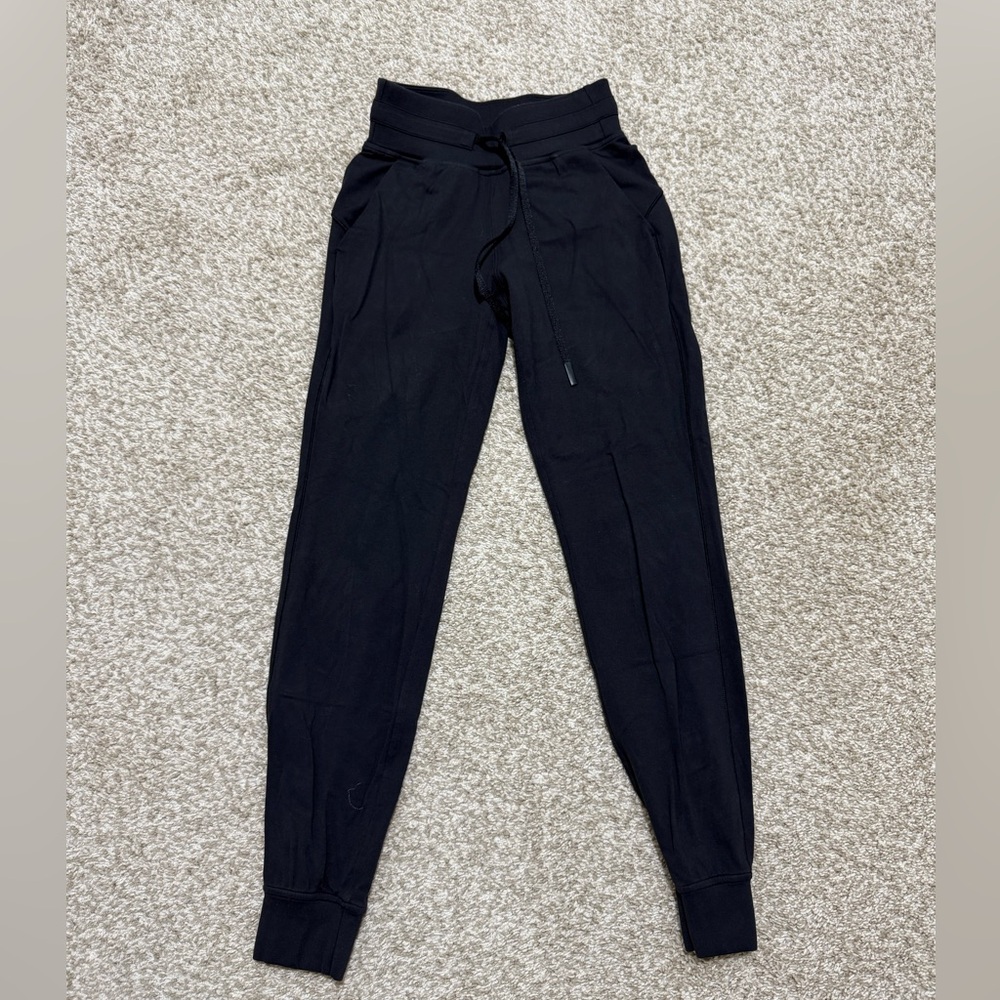 Women’s Lululemon Ready To Rulu Black Joggers Size 0